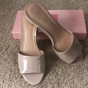 KATE SPADE ♠️ Willow Tusk sandals in Size 9